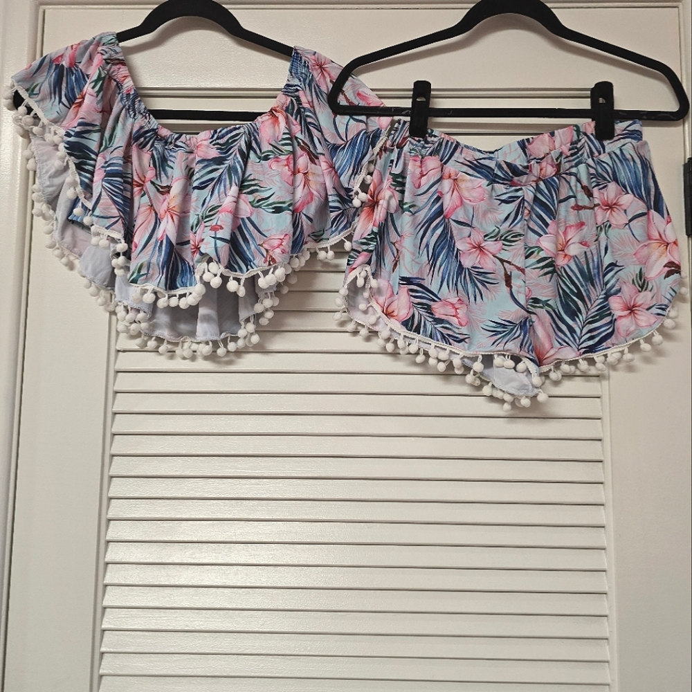 SHEIN - Tropical Floral Top & Shorts Swimwear Summer Two-Piece Set